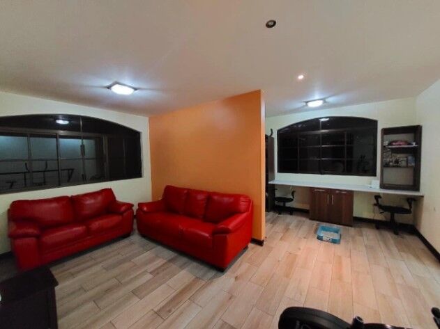 Se vende casa en Escazú San José 26-1355 en San Rafael, Escazú, San José — $350,000