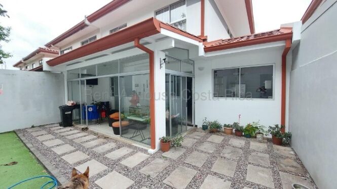  Venta de Casa en Condominio Hacienda Colón. RAH 26-2134 in Colón, Mora, San José — $230,000