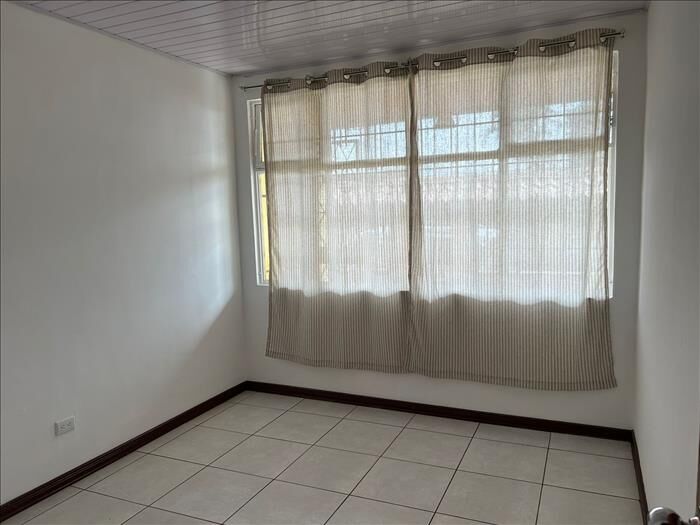CASA Espaciosa TIBAS SAN JUAN in San Juan, Tibás, San José — ₡ 92 000 000