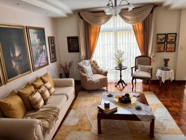 Se vende casa en Pozos Santa Ana 26-1673 en Pozos, Santa Ana, San José — $850,000
