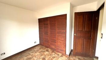 Se vende casa en San Antonio Belén 26-946 in San Antonio, Belén, Heredia — $430,000 - Photo 5 of 18