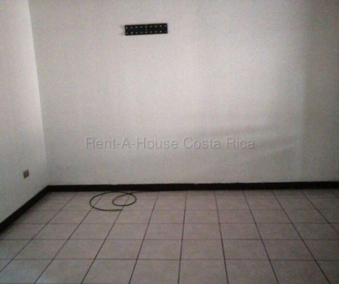 Venta de Casa en Barrio San Luis de Alajuela. RAH 26-1529 PRECIO REBAJADO en Alajuela — $190,000