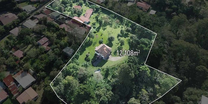 Venta terreno 12108m2 con 3 Casas para desarrollo/inversión (CT) en San Rafael, Montes De Oca, San José — $1,200,000