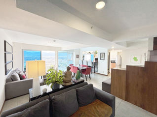VENTA Y ALQUILER DE PENTHOUSE EN SAN PEDRO, LATITUD YOSES in San Pedro, Montes De Oca, San José — $450,000 - Photo 4 of 19