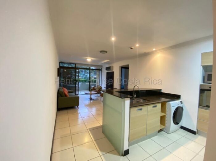 Alquiler de apartamento amueblado con vista al lago #27-50 GS in Santa Ana, San José — $1,300