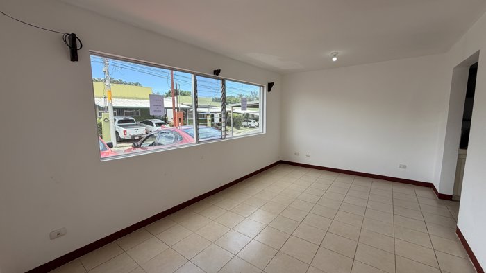 Casa en alquiler – Condominio Málaga 1, Ciruelas de Alajuela en Alajuela — ₡ 400 000