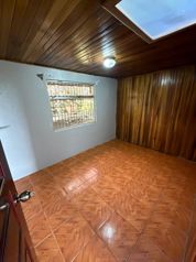 Casa de 3 habitaciones, 2 baños y medio, frente a Calle Pública con vista al Golfo de Nicoya in Santiago, San Ramón, Alajuela — 40 000 000 ₡ - Photo 5 of 14