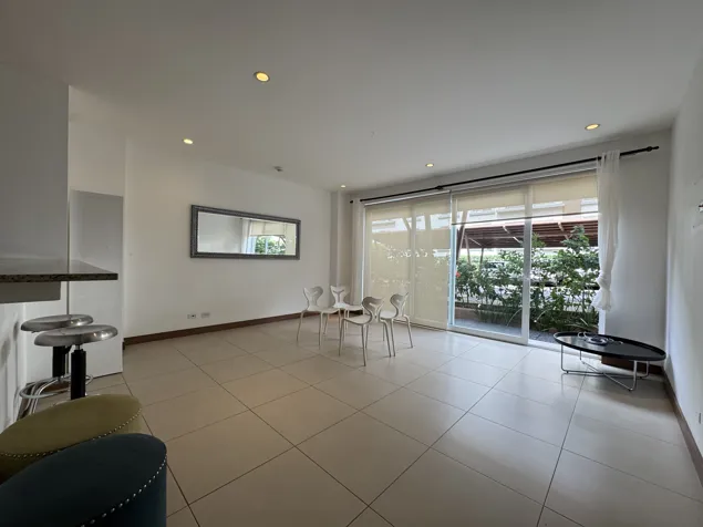 Furnished Apartment for Sale in Condominio Distrito 4 Residencias in Escazú, San José — $220,000