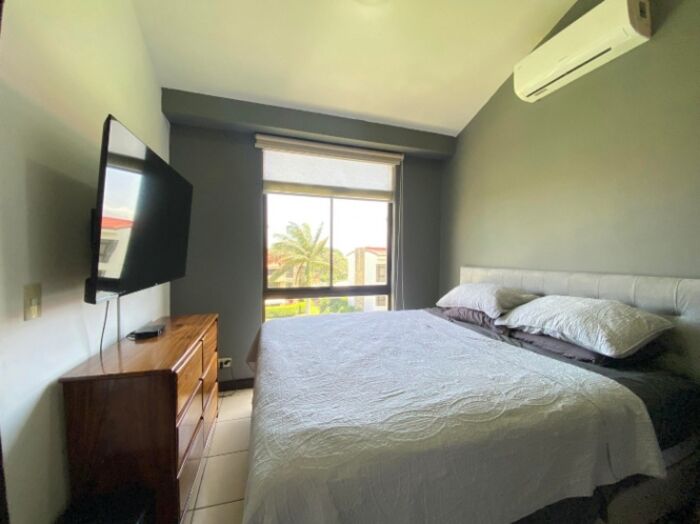 Alquiler de Apartamento en Santa Ana, San José. RAH 26-82 en Santa Ana, San José — $1,250