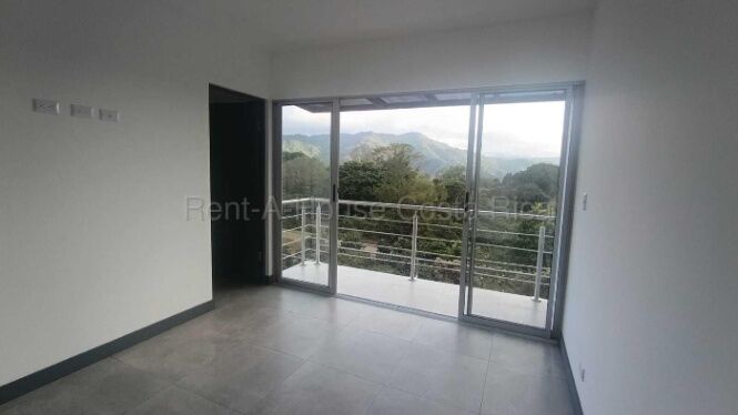 Casa moderna con vista a las montañas en condominio de La Unión #26-1817 GS en Tres Ríos, La Unión, Cartago — $204,000