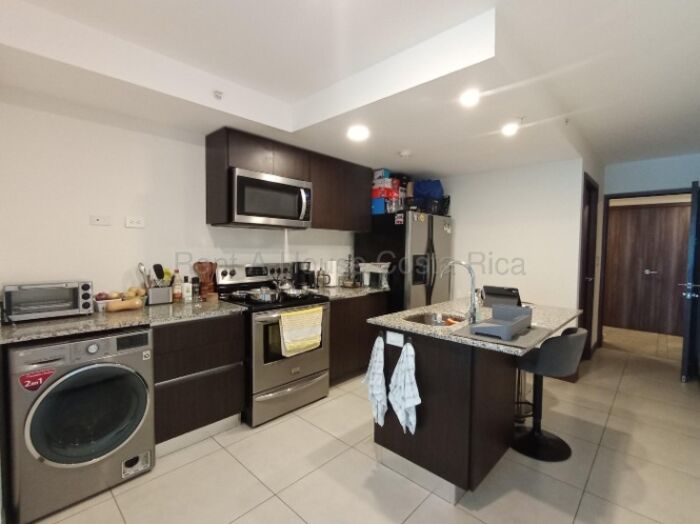 Apartamento para inversión Los Yoeses en San Pedro, Montes De Oca, San José — $133,000