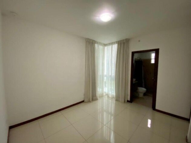 Venta de Hermoso Apartamento en Hatillo 26-625 en Hatillo, San José — $135,000