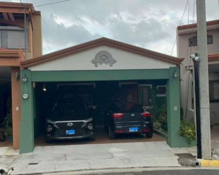 CASA EN VENTA, SAN FRANCISCO HEREDIA,Cod#25-641 en San Francisco, Heredia — ₡ 82 000 000