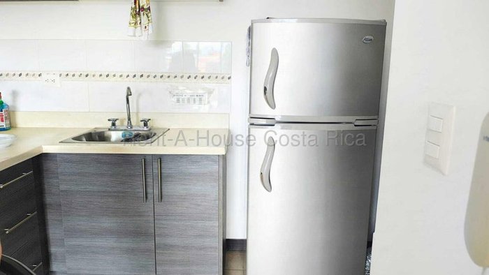 Venta de Apartamento Moderno en San Sebastián-San José. RAH 27-690 in San Sebastián, San José — ₡ 64 500 000 - Photo 3 of 14