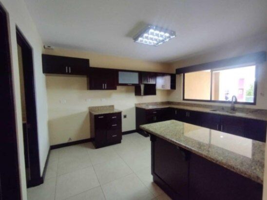 Venta de Casa en Desamparados, Alajuela. RAH 26-1026 en Desamparados, Alajuela — $231,000