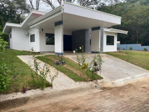 Brand new villa for sale in Tambor, near Tango Mar, Nicoya Peninsular, Costa Rica in Cóbano, Puntarenas — $380,000