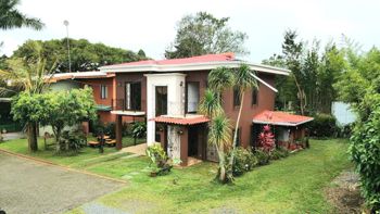 ALQUILER / CASA AMUEBLADA /  SAN LUIS DE STO DOM,  HEREDIA in Pará, Santo Domingo, Heredia — $1,850 - Photo 5 of 30