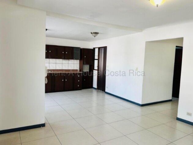 Venta de Apartamento en San Fco de Dos Ríos, San José. en San Francisco de Dos Ríos, San José — $107,500