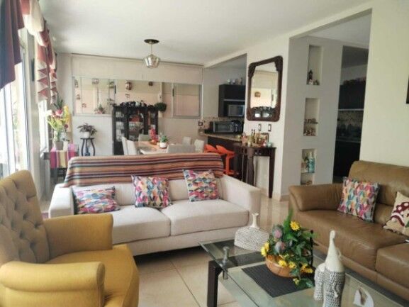 Venta de Casa en Montes de Oca. in Sabanilla, Montes De Oca, San José — $450,000