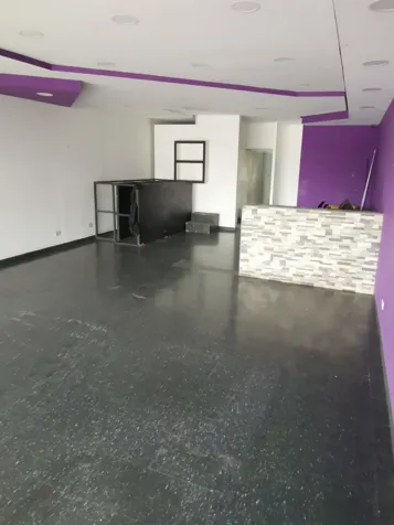 SE ALQUILA LOCAL COMERCIAL EN PLAZA ROHRMOSER, PAVAS en Pavas, San José — $1,072 - Foto 3 de 9