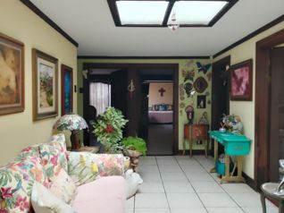 Venta de residencia de un nivel con uso de suelo mixto en San Rafael de Escazú #27-753 GS en San Rafael, Escazú, San José — $675,000 - Foto 2 de 12