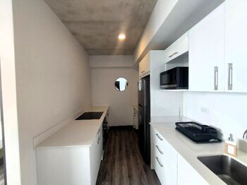 Alquiler de Moderno apartamento  26-190 en Mata Redonda, San José — $1,400 - Foto 5 de 8
