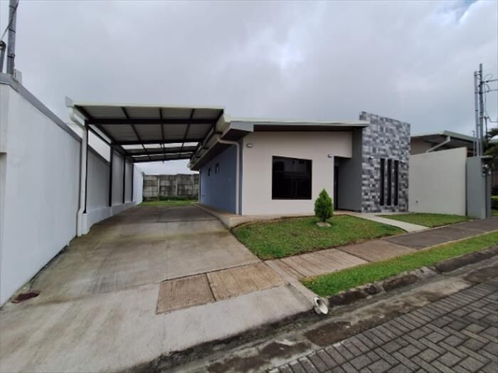 BELLÍSIMA CASA EN CONDOMINIO EN GRECIA.  en Grecia, Alajuela — ₡ 70 000 000