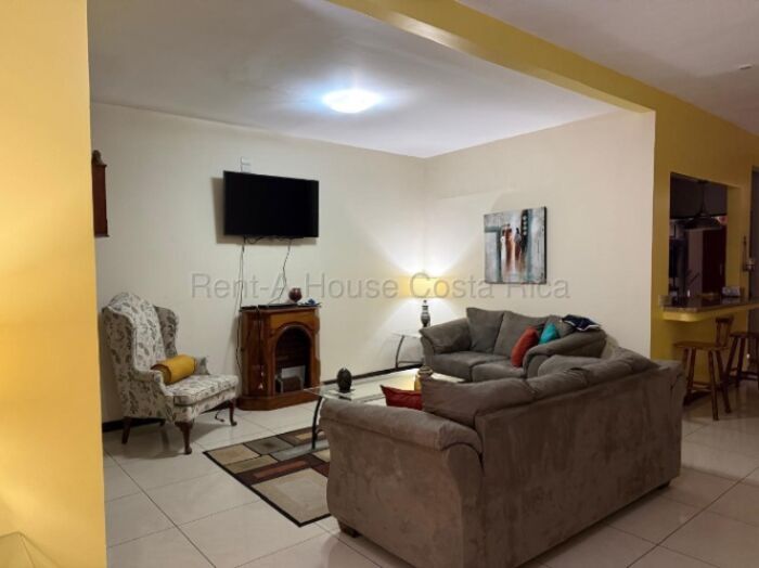 Se vende casa en San Diego La Unión 26-2224 en San Diego, La Unión, Cartago — ₡ 85 000 000