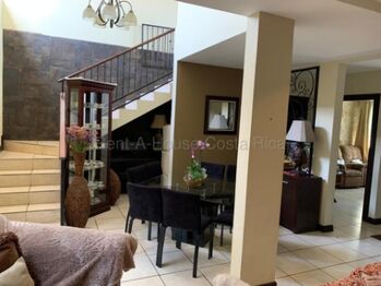 Venta de Casa en Heredia-San Francisco. RAH 26-1608 en San Francisco, Heredia — 129 000 000 ₡ - Foto 4 de 15