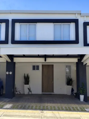 Sale of modern, furnished house in condominium in San Pablo de Heredia in San Pablo, Heredia — ₡ 83 800 000 - Photo 2 of 24