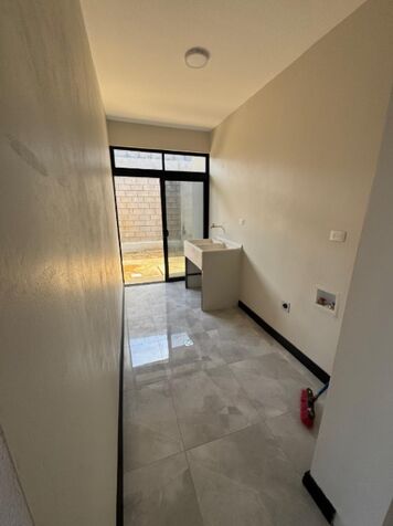🏡✨ CASA NUEVA PARA ESTRENAR EN SAN PEDRO DE BARVA ✨🏡 en San Pedro, Barva, Heredia — ₡ 98 000 000
