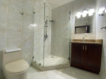 Venta de Apartamento en San Rafael, Escazú. RAH 25-692 en San Rafael, Escazú, San José — $290,000 - Foto 4 de 10