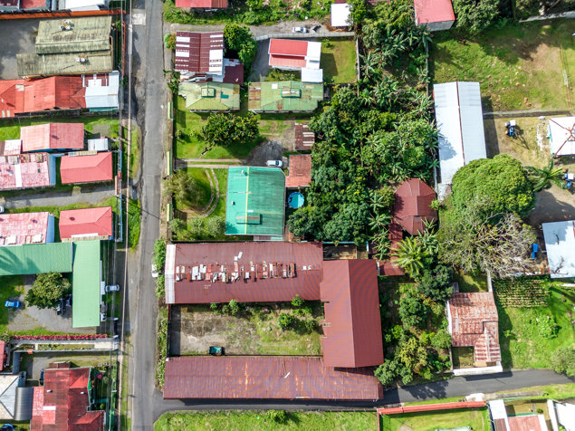 Gran Oportunidad: Terreno Céntrico en Guápiles, Ideal para Inversores en Guápiles, Pococí, Limón — $325,000 - Foto 2 de 40