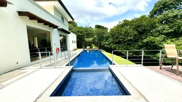 Venta de lote en el exclusivo Condominio Cerro Colón | Ciudad Colón en Colón, Mora, San José — $150,000 - Foto 2 de 21