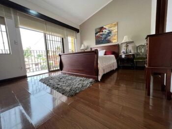 Venta de Espectacular Casa en Curridabat / Mls. 26-892 OFC JB in Sánchez, Curridabat, San José — $385,000 - Photo 5 of 9