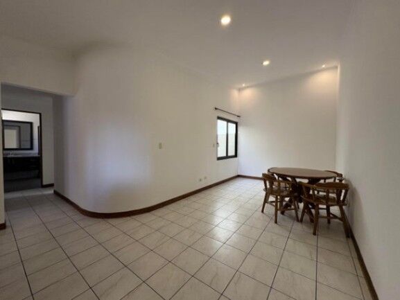 MLS-26-858 LS VENTA CASA EN SEGUNDO NIVEL TIBAS SAN JOSE in Colima, Tibás, San José — $120,000