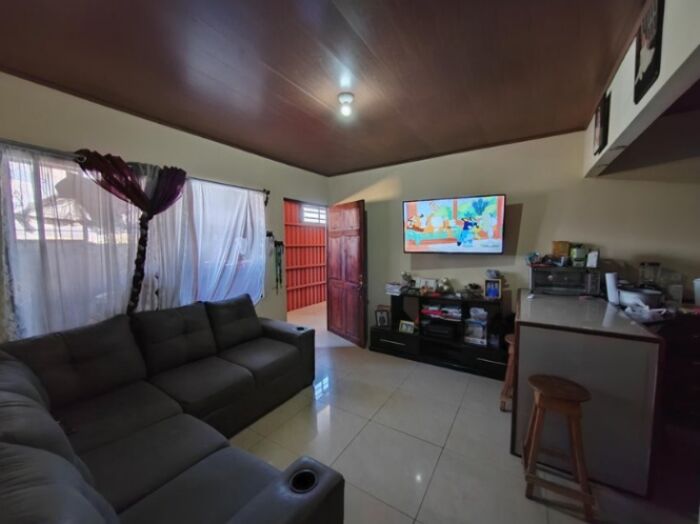 Venta de 4 Apartamentos en San Antonio de Alajuela. RAH 26-2130 en San Antonio, Alajuela — ₡ 86 000 000