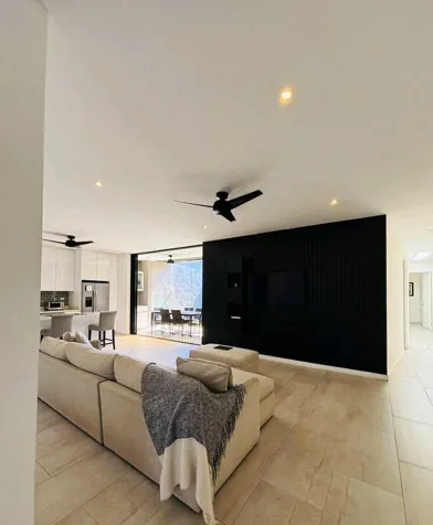 Hermosa Casa en Condominio Évora en Santa Ana, San José — $495,000 - Foto 2 de 20