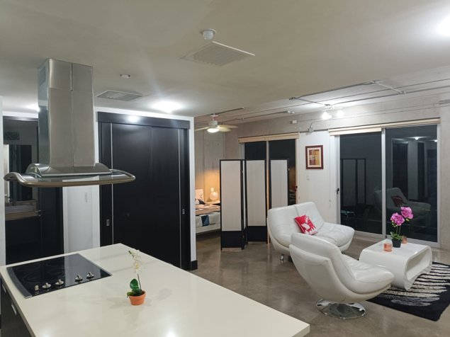 Alquiler loft con terraza privada y diseño urbano, Escazú. (FE) en San Rafael, Escazú, San José — $1,700 - Foto 3 de 12