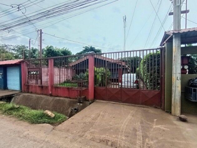 Venta de Casa en Santa Ana. RAH 26-129 en Santa Ana, San José — ₡ 150 000 000