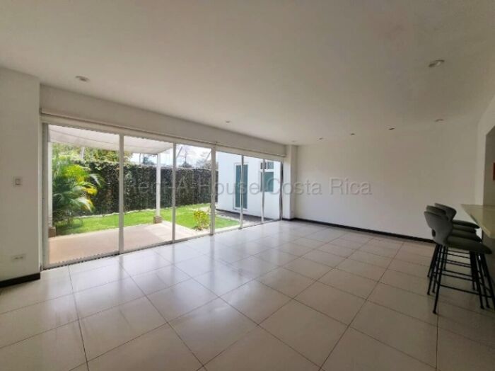 Se alquila casa en Escazú San José 26-1748 in San Rafael, Escazú, San José — $2,700