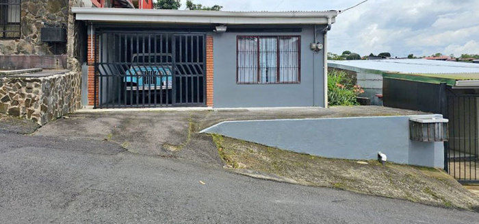 Cozy Home in Los Angeles de Grecia in Mercedes, Atenas, Alajuela — ₡ 48 000 000