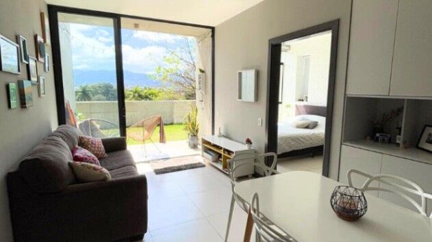 Venta de Encantador Apartamento en Heredia / Mls. 26-698 OFC JB en Heredia — $190,000