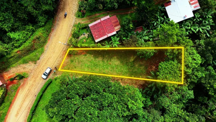 SE VENDE LOTE LISTO PARA CONSTRUIR RODEADO DE NATURALEZA Y A 10 MINUTOS DEL CENTRO en Páramo, Pérez Zeledón, San José — ₡ 10 000 000