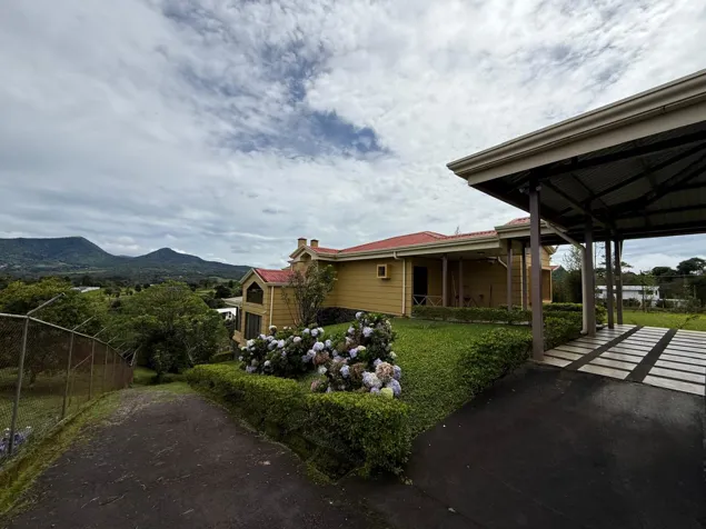 Venta de Casa en San Jeronimo Moravia en San Jerónimo, Moravia, San José — $350,000 - Foto 2 de 47