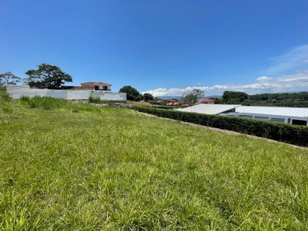 Pintoresco lote en venta en la comunidad privada de Las Vueltas in Guácima, Alajuela — $139,000 - Photo 3 of 6