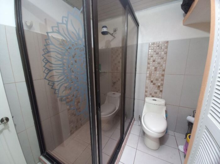 Venta de Casa + APTO en Goicoechea, San José.  en Ipís, Goicoechea, San José — ₡ 52 000 000