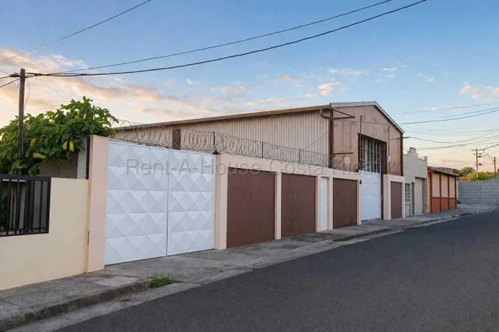 Venta de Casa en El Guarco-El Tejar. RAH 26-1286 en El Tejar, El Guarco, Cartago — $627,000