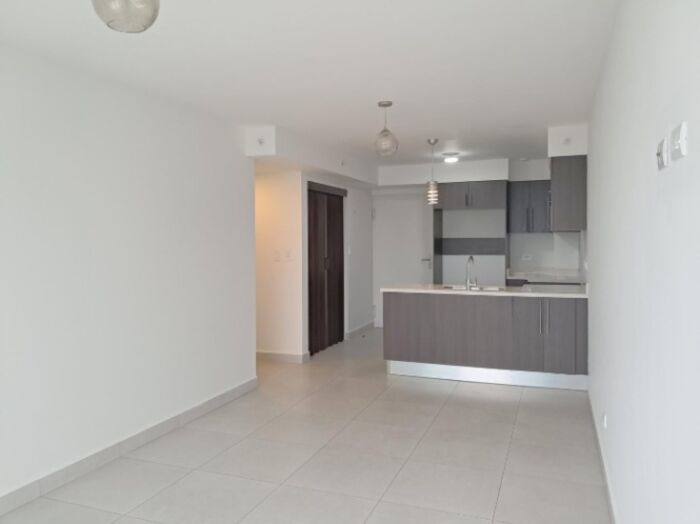 Alquiler de Moderno Apartamento – Condominio Altamira, Heredia en San Pablo, Heredia — $1,100 - Foto 3 de 10