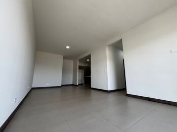 VENTA DE APTO, HEREDIA, SANTO DOMINGO, SAN MIGUEL, BO. EL SOCORRO – COND LOS EUCALIPTOS - 9796506 en San Miguel, Santo Domingo, Heredia — 82 000 000 ₡ - Foto 4 de 15